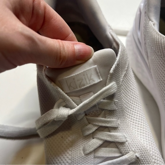 Kizik Athens Shoes Mens 8 Womens 9.5 White Knit Slip on Sneaker Hands Free - Picture 3 of 7